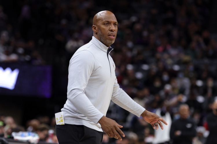 奥尼尔：真为比卢普斯这些人羞愧 拿着900万年薪还要掺和这种勾当